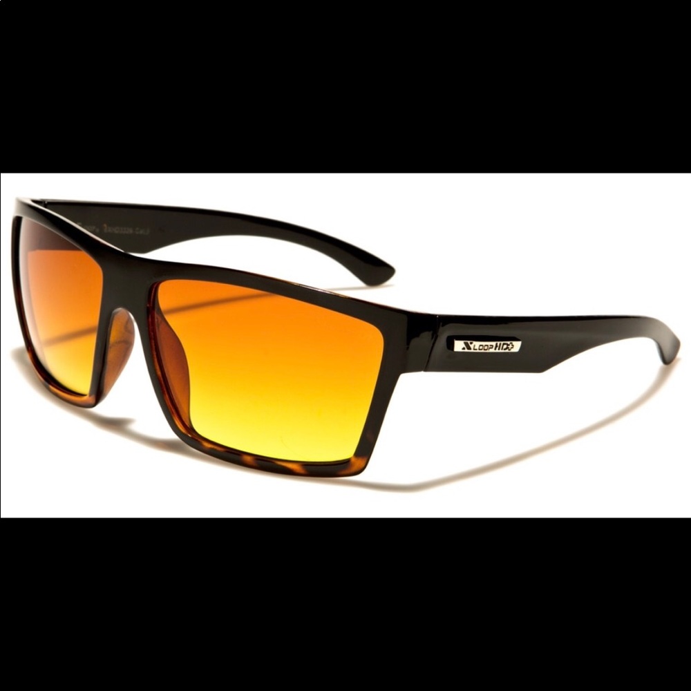 HD sunglasses NWT plus microfiber pouch